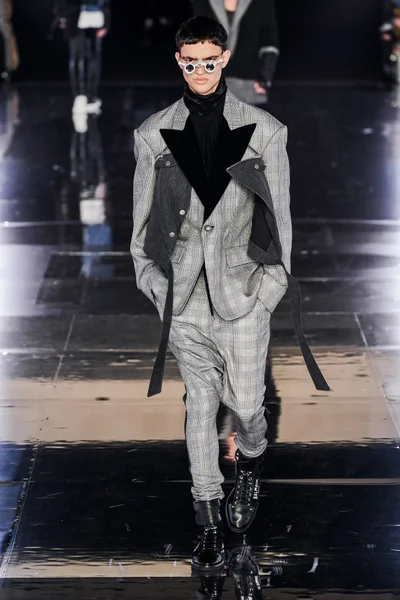 Look 72
